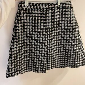 Pink Tartan Knee Length Textured Skirt - Size 2